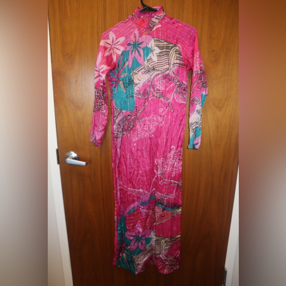 Elegant Pink and Teal Long Sleeve Dress